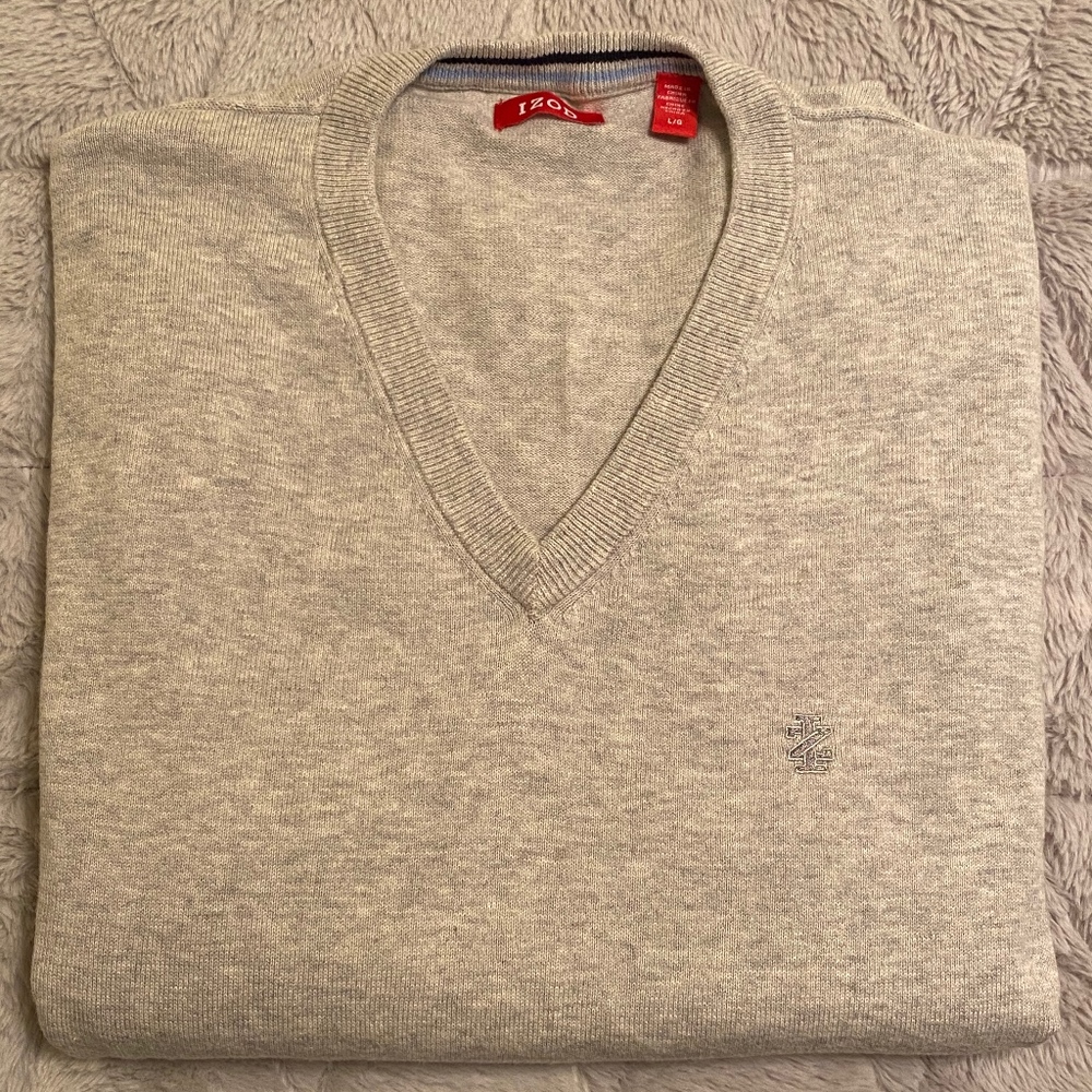 IZOD V-Nexk Sweater